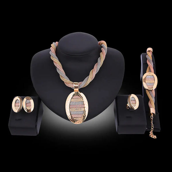 Gold Indian Luxury Jewelry Set