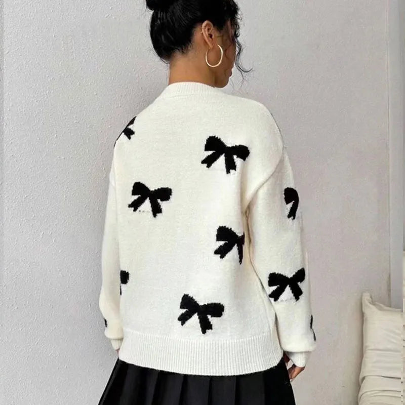 Fall And Winter Round Neck Bow Jacquard Pullover Sweater