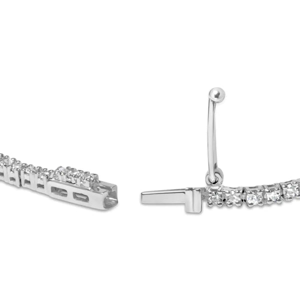 14K White Gold 1 1/2 Cttw Diamond Heart Station Strand Bracelet (H-I Color, I1-I2 Clarity) - 7.5 Inches